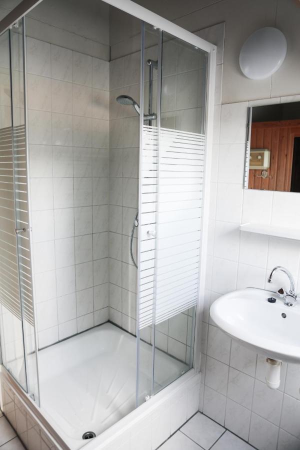 Vakantiewoning 114 in villapark de oesterbaai Wemeldinge Buitenkant foto