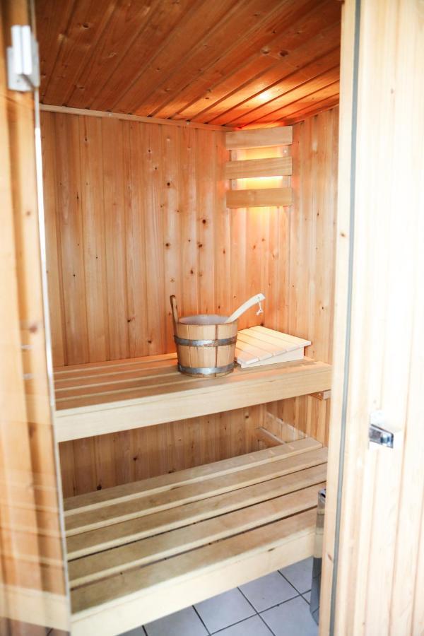 Vakantiewoning 114 in villapark de oesterbaai Wemeldinge Buitenkant foto